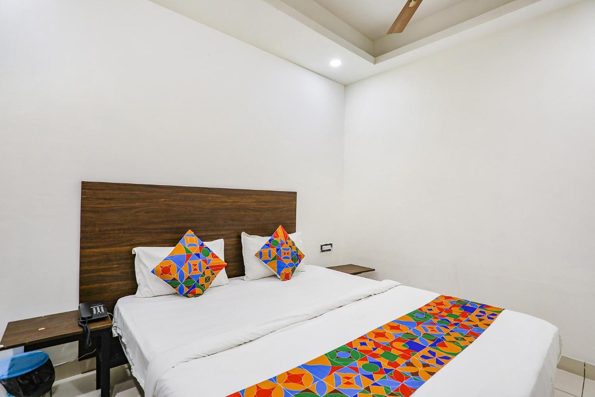 Fabhotel Kinsfolk Ghaziabad Extérieur photo