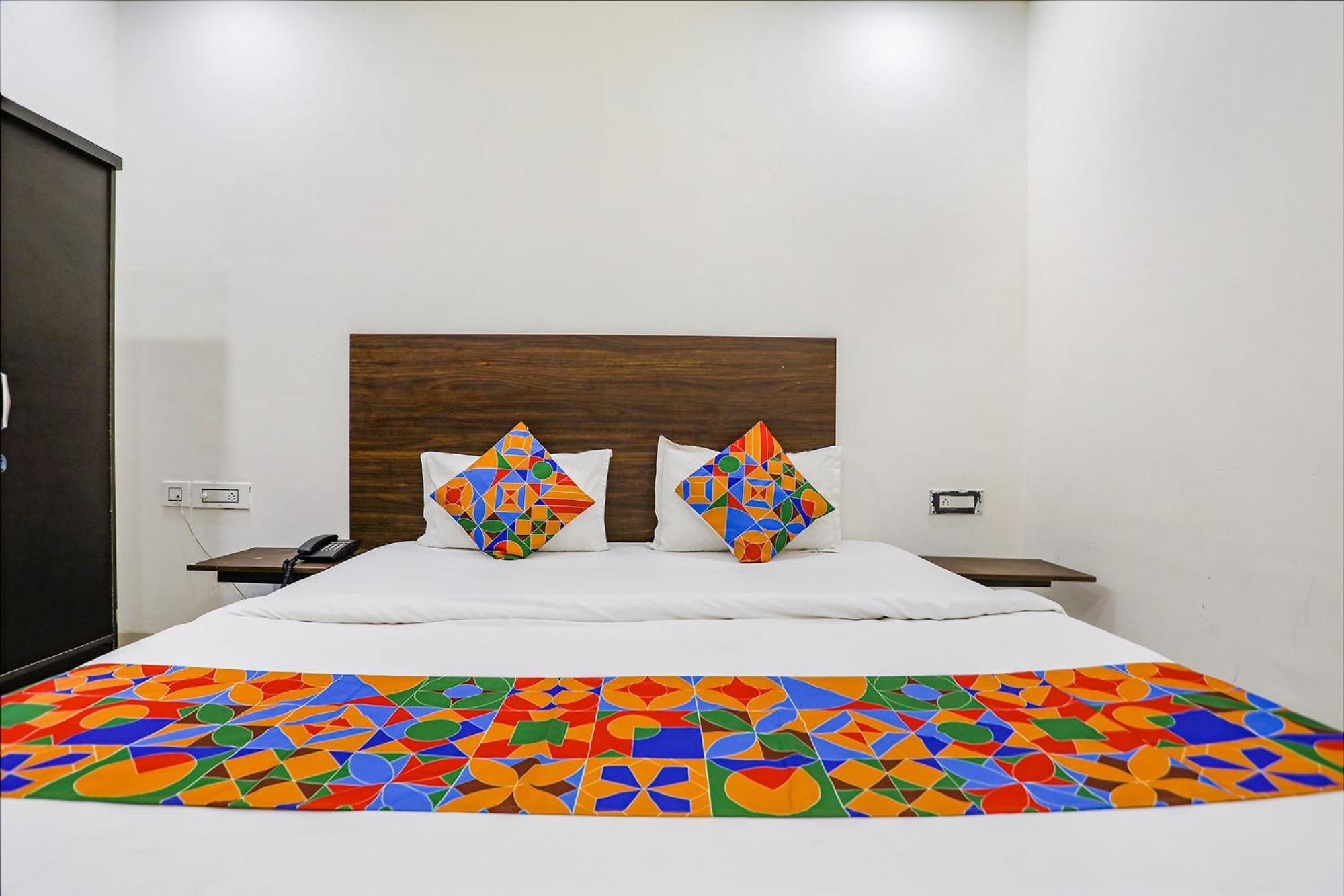 Fabhotel Kinsfolk Ghaziabad Extérieur photo