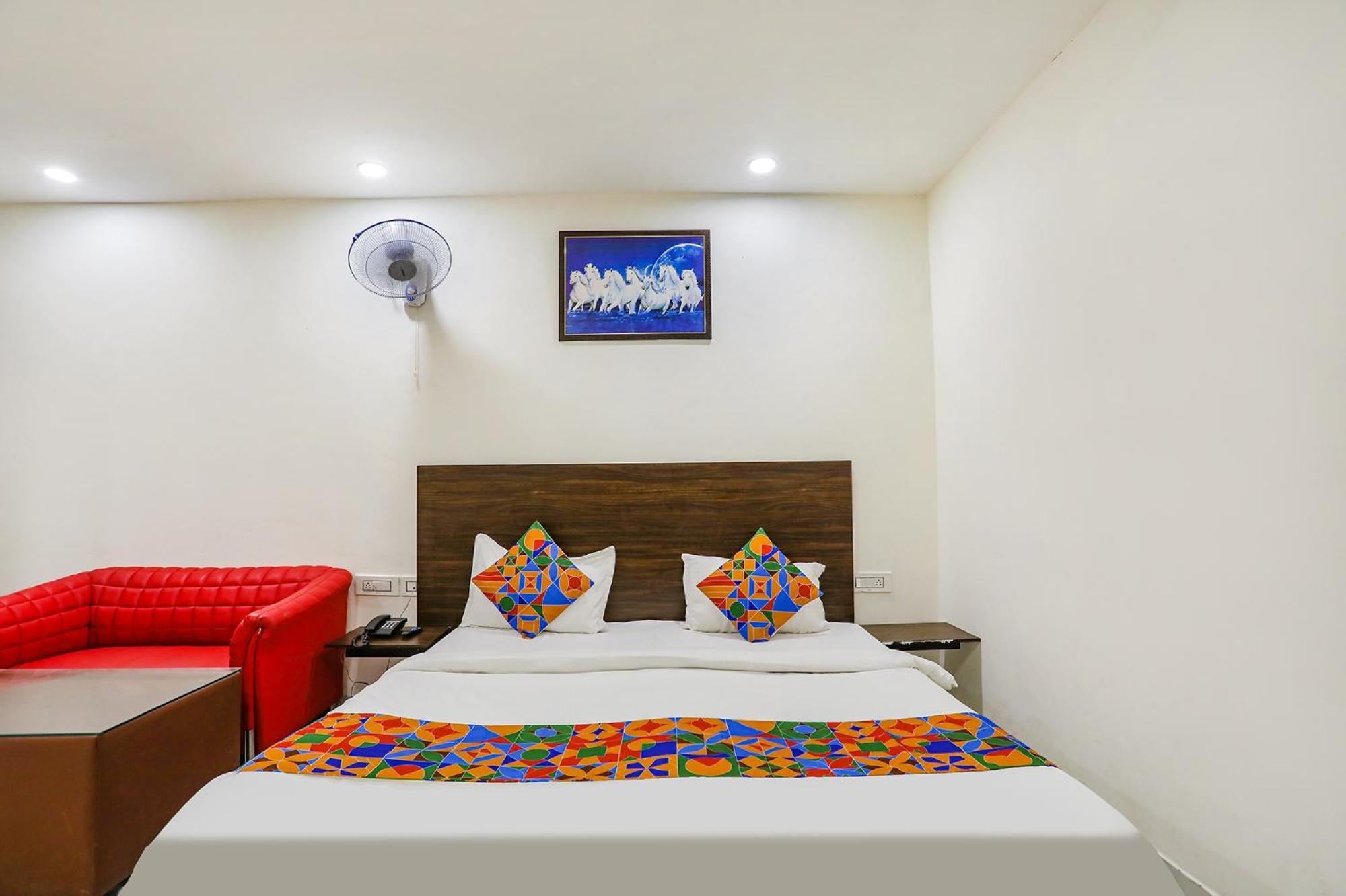 Fabhotel Kinsfolk Ghaziabad Extérieur photo