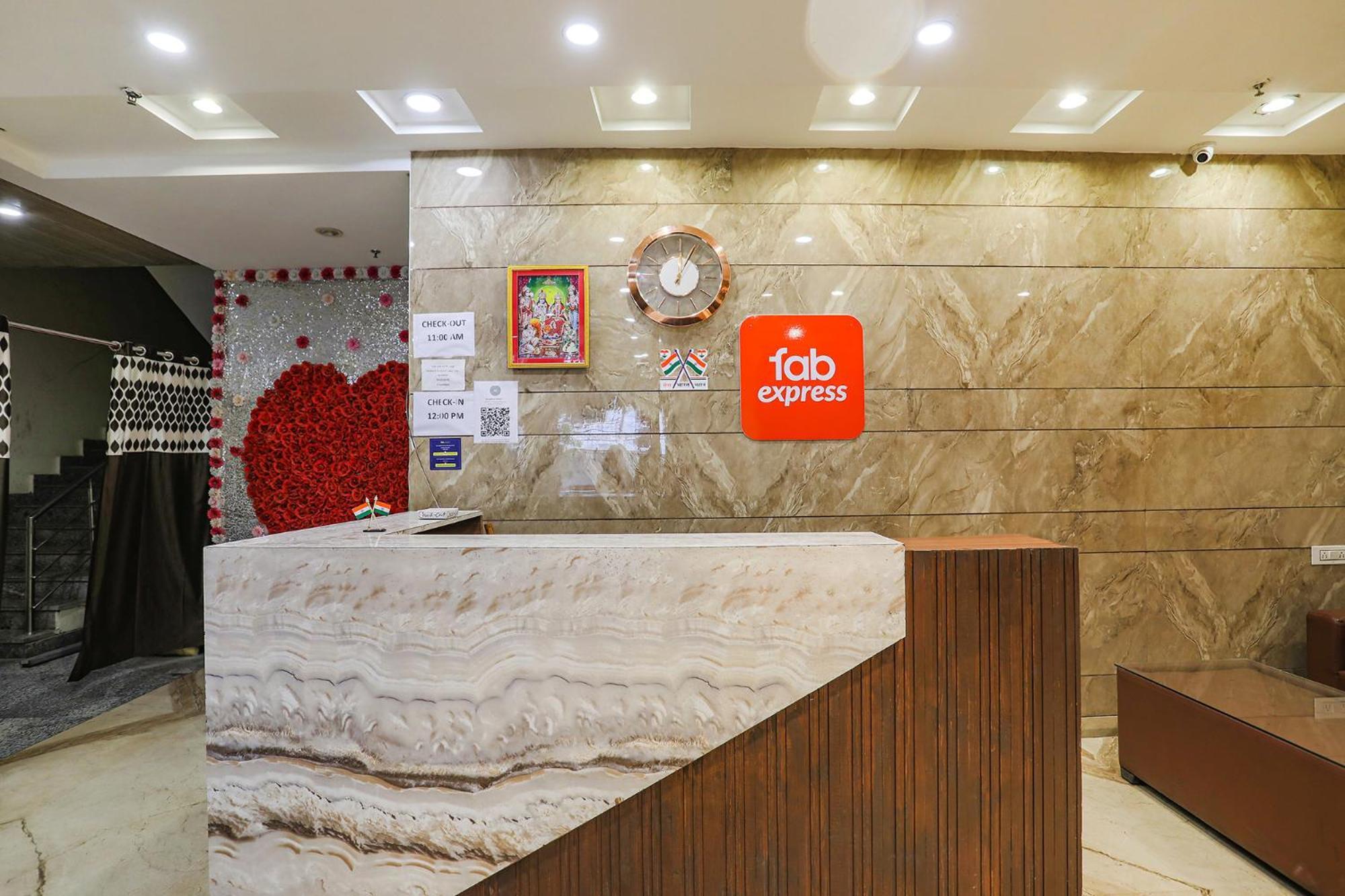 Fabhotel Kinsfolk Ghaziabad Extérieur photo